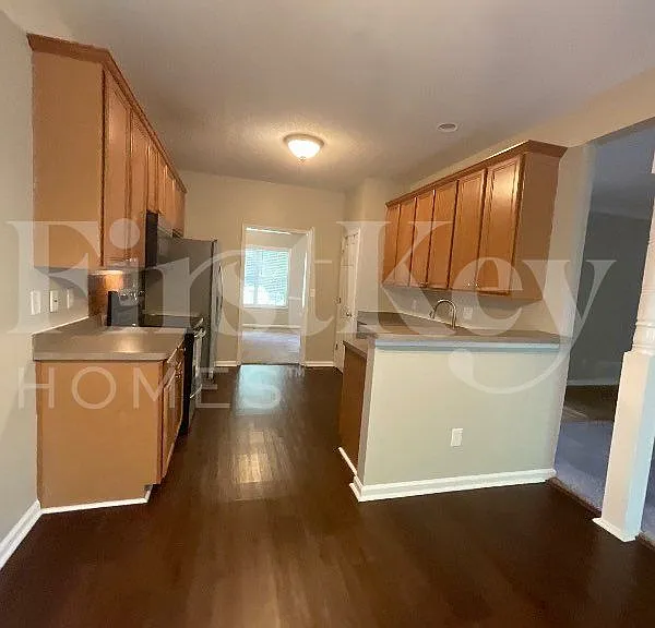5335 Rutland Ct — Photo 6