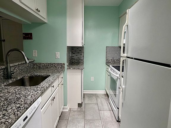 5th image of 8612 Shadwell Dr Unit 60