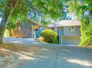 11907 SW Cemetery Rd, Vashon, WA 98070