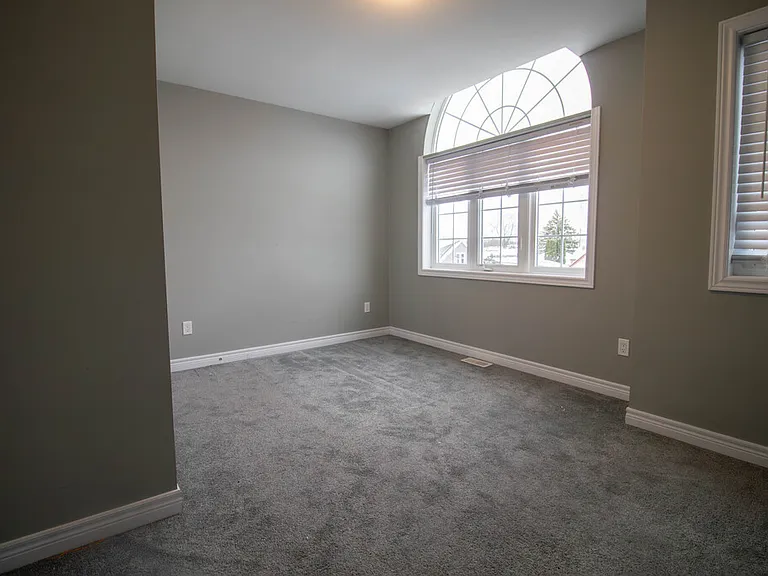 66D Battle St — Photo 10