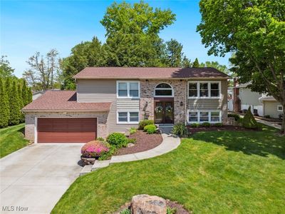 795 Valley Dr, Amherst, OH, 44001