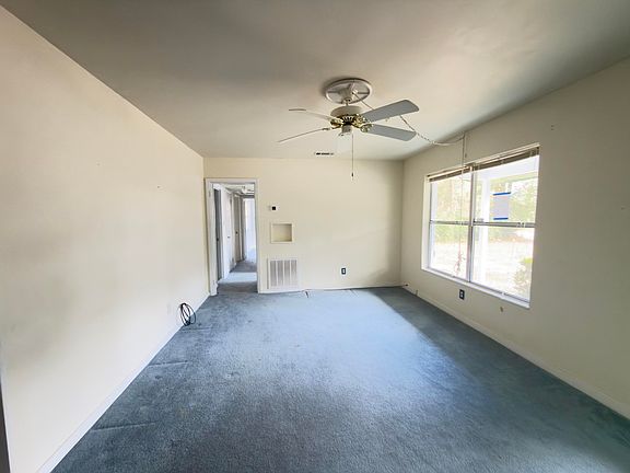 2nd image of 910 Springbrook Ave