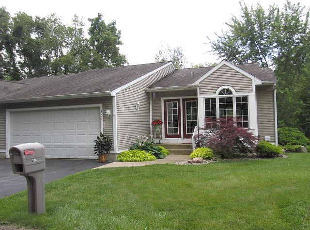 1st image of 106 Crestwood Dr