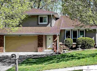 11674 Sunburst St, Omaha, NE 68164