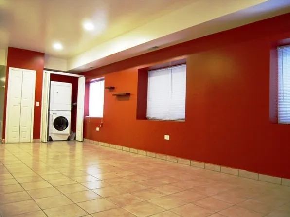 2300 W Taylor St, Chicago, IL 60612