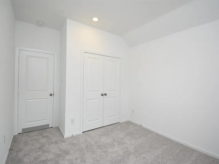 6303 Golden Seaton Dr — Photo 17