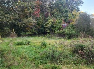 190 Old Bulgarmarsh Rd, Tiverton, RI 02878