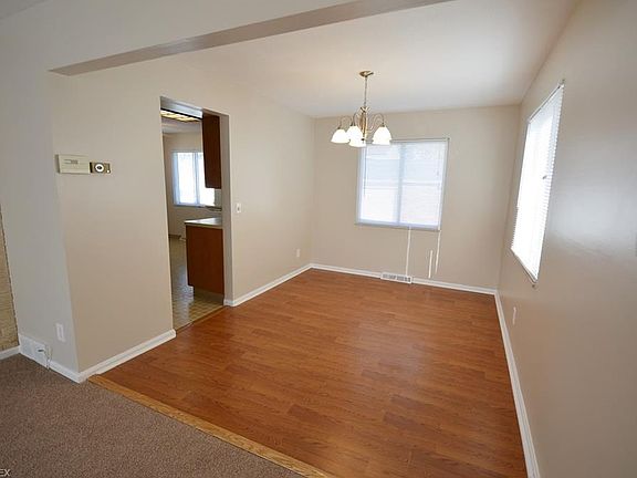 4th image of 3014 Marioncliff Dr