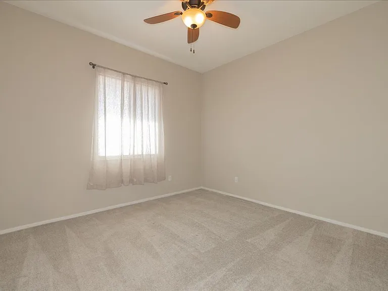 8721 E Perry Park Cir — Photo 26