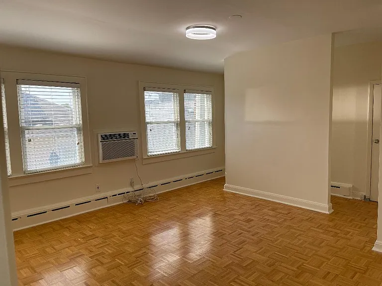 75 Mohawk Ave — Photo 17
