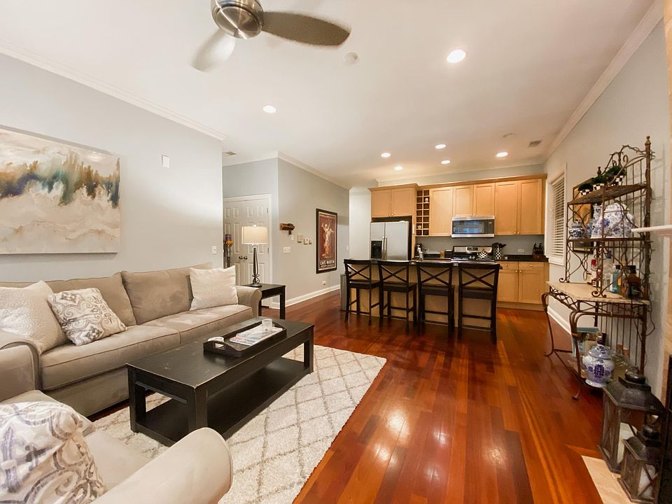 1st image of 1877 N Winnebago Ave #1E