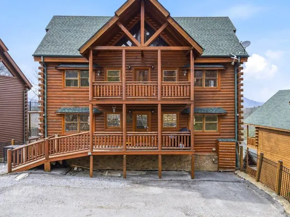 1707 High Rock Way, Sevierville, TN 37862