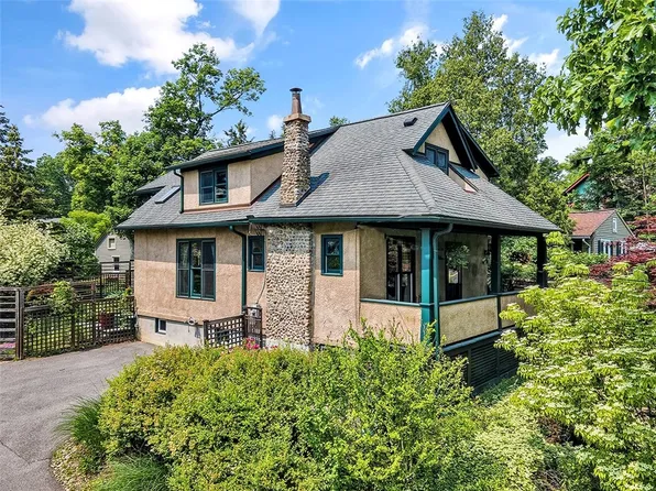 106 Ithaca Rd, Ithaca, NY 14850