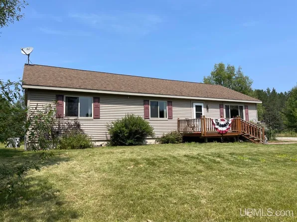 12891 Pelto Rd, Baraga, MI 49908