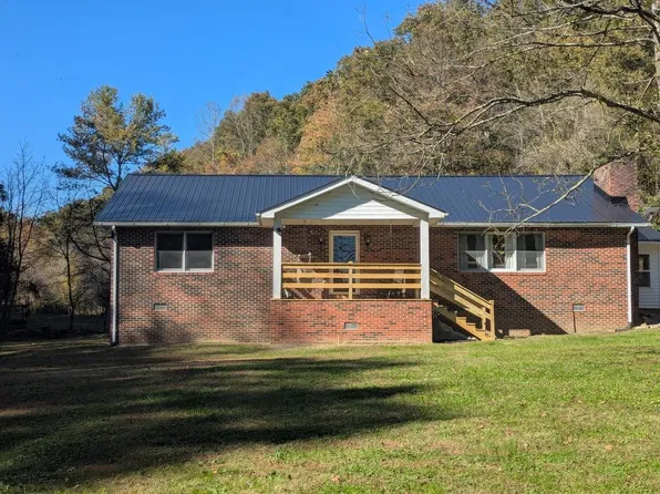 1395 Lick Br, Olive Hill, KY 41164