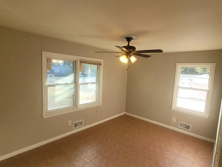 3728 Loren Dr — Photo 7