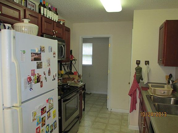 4th image of 1510 King Arthur Ct
