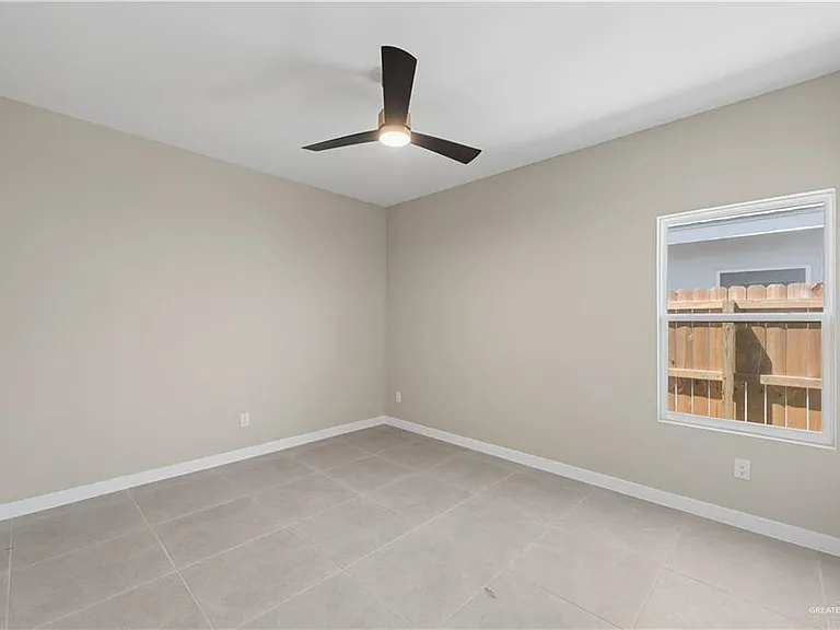 307 W Campeche Ave #4 — Photo 8