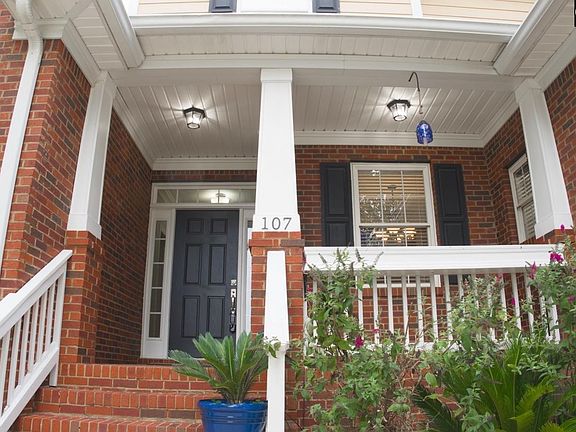4th image of 107 Durden Park Row
