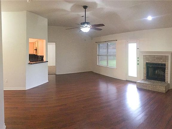 3rd image of 4909 Norton Dr