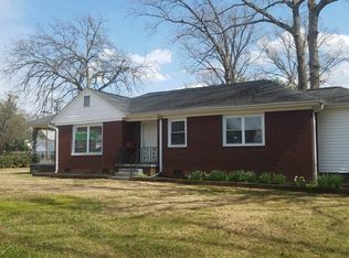 3 Dempsey St, Greenville, SC 29605