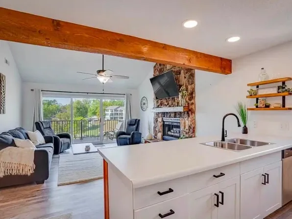 139 Barba Le Ln #3E, Lake Ozark, MO 65049