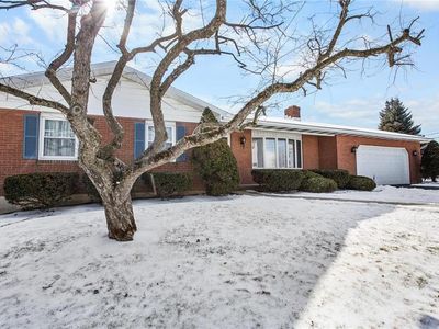 559 Heckman Ave, Nazareth, PA, 18064