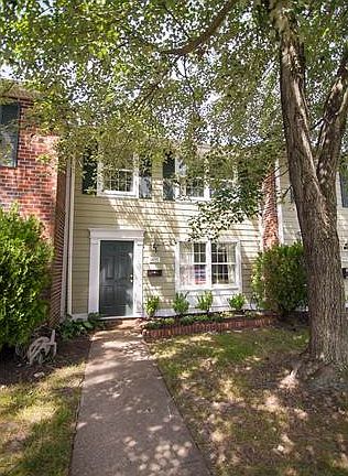 3rd image of 9457 Greenhill Ct #9457