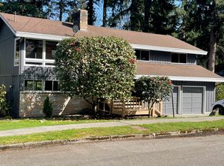 2036 152nd Ave SE, Bellevue, WA 98007