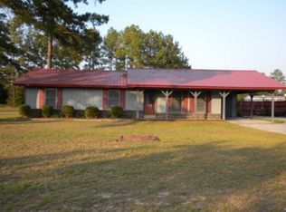 908 W McRae St, Mount Vernon, GA 30445