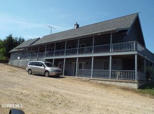 1820 W Miller Ridge Rd, Scales Mound, IL 61075