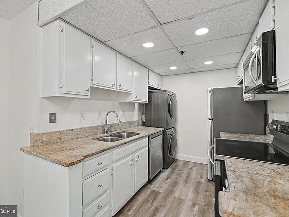 5th image of 5911 Edsall Rd #Penthouse 10