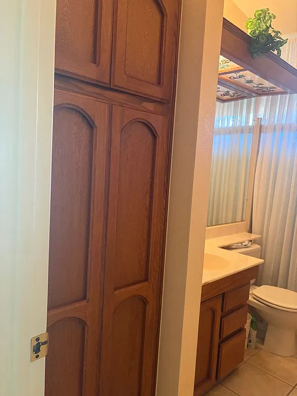 3 bed, 2.0 bath, 2086 sqft, $3,200 — Photo 4