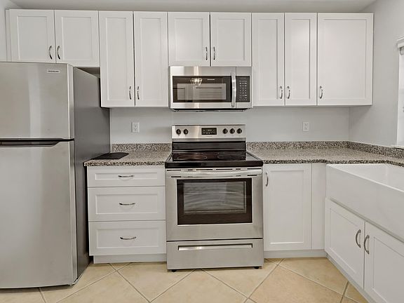 3rd image of 4149 Silver Palm Drive #11