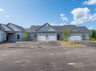 20 Faraday Dr #B, Cumberland, ME 04021