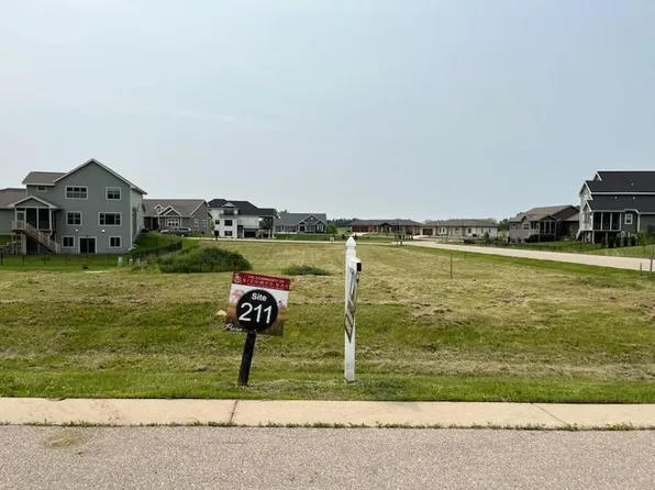 5831 Eagle Prairie Ct, Waunakee, WI 53597