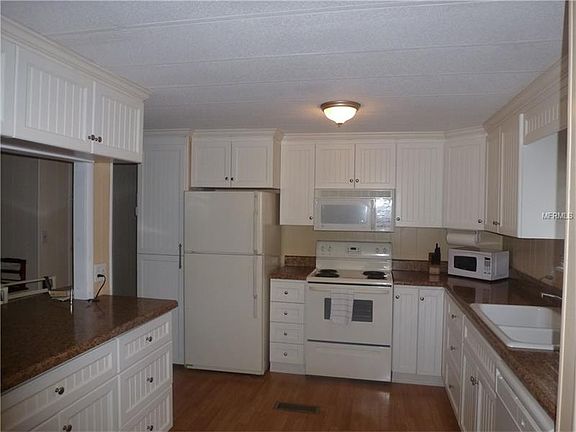 2nd image of 508 Olive Ave