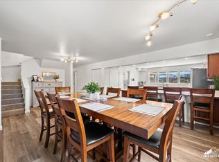 324 E Manor Ave, Anchorage, AK 99501