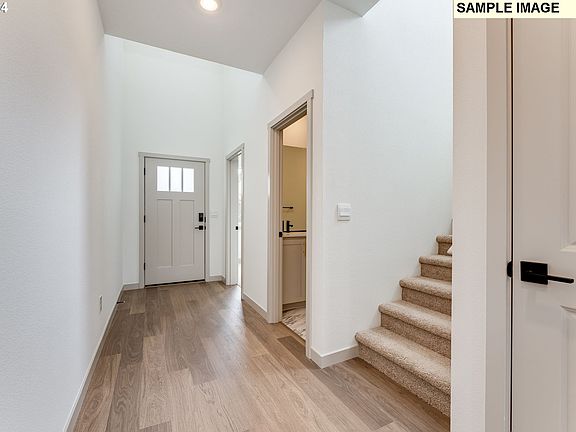 4th image of 1414 W 19th Cir