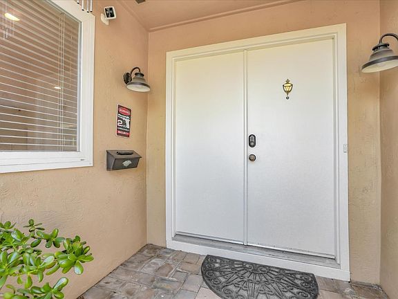 3rd image of 6103 Butano Ct