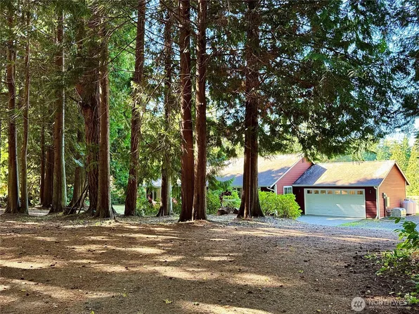 29311 Scenic Drive NE, Poulsbo, WA 98370