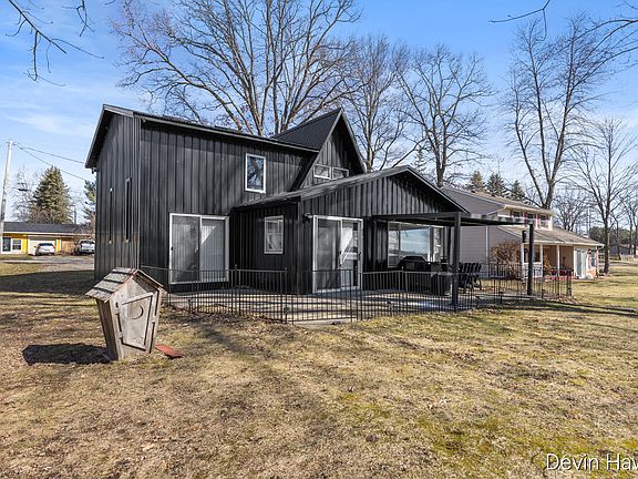 4th image of 259 Ivason Dr