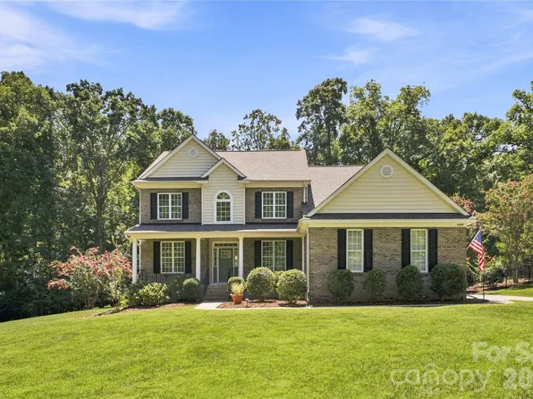 11019 King George Ln, Waxhaw, NC 28173