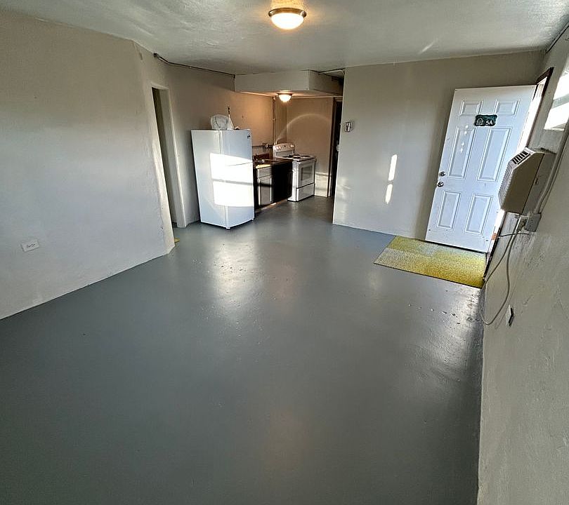 1st image of 309 W Locust St #5A