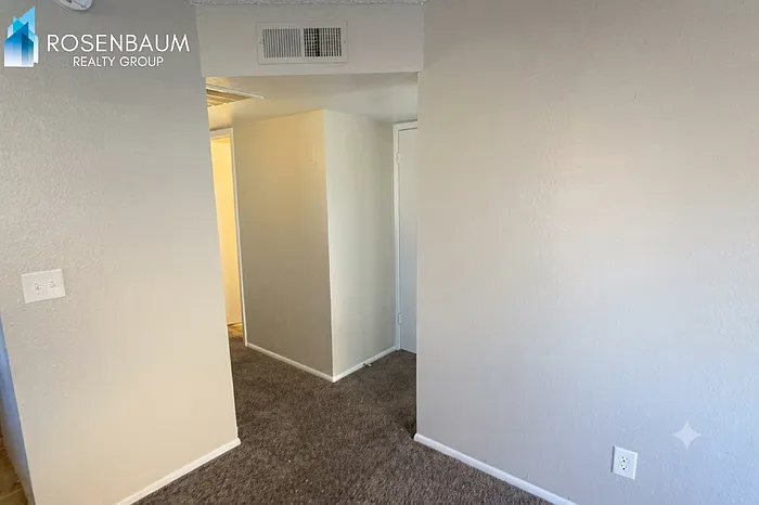 737 W 1st Ave #201 — Photo 4