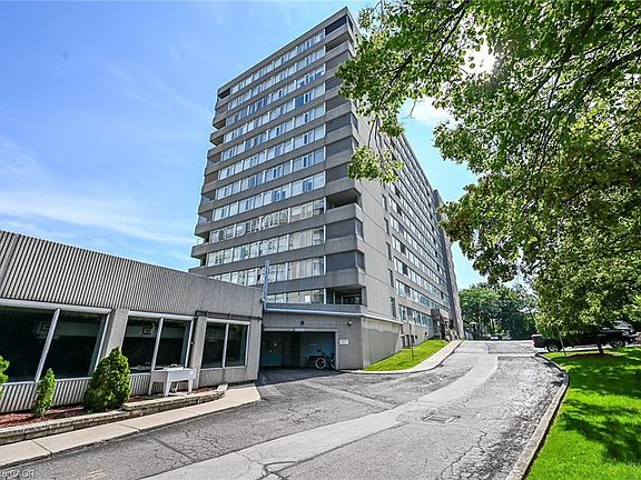 2nd image of 40 Harrisford St #103