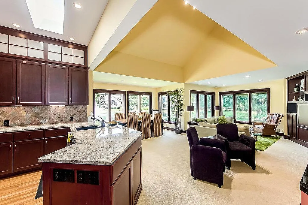 52 Beech Ridge Dr photo 1