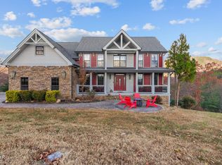 2968 Smokey Bluff Trl, Sevierville, TN 37862