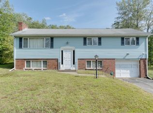 573 River St, Palmer, MA 01069