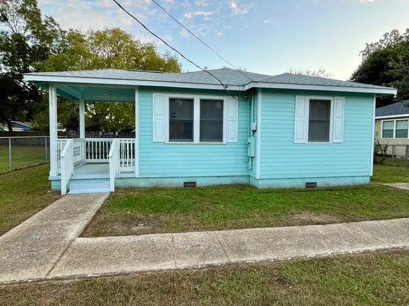 1893 Southern Ave, Biloxi, MS 39531